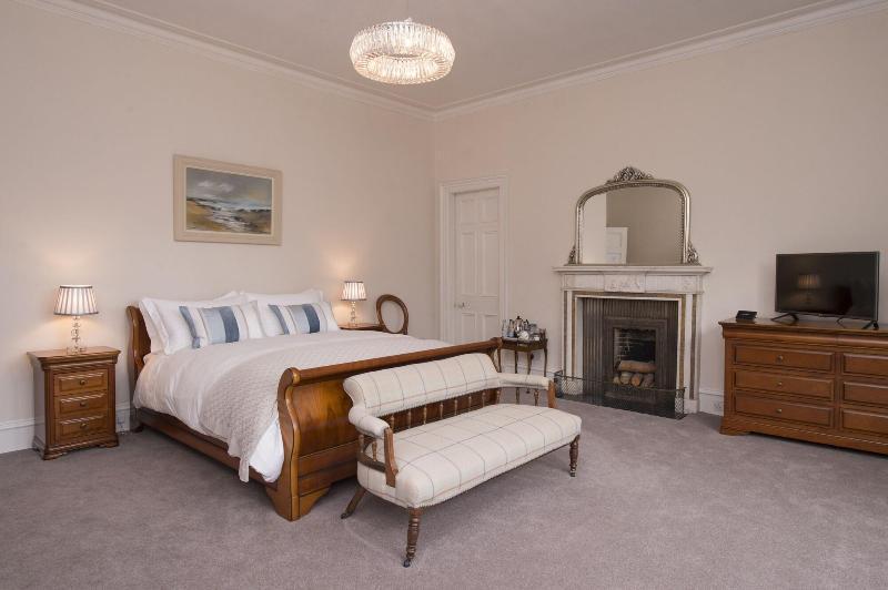 Bed and Breakfast Lys-Na-Greyne Aboyne Exterior foto